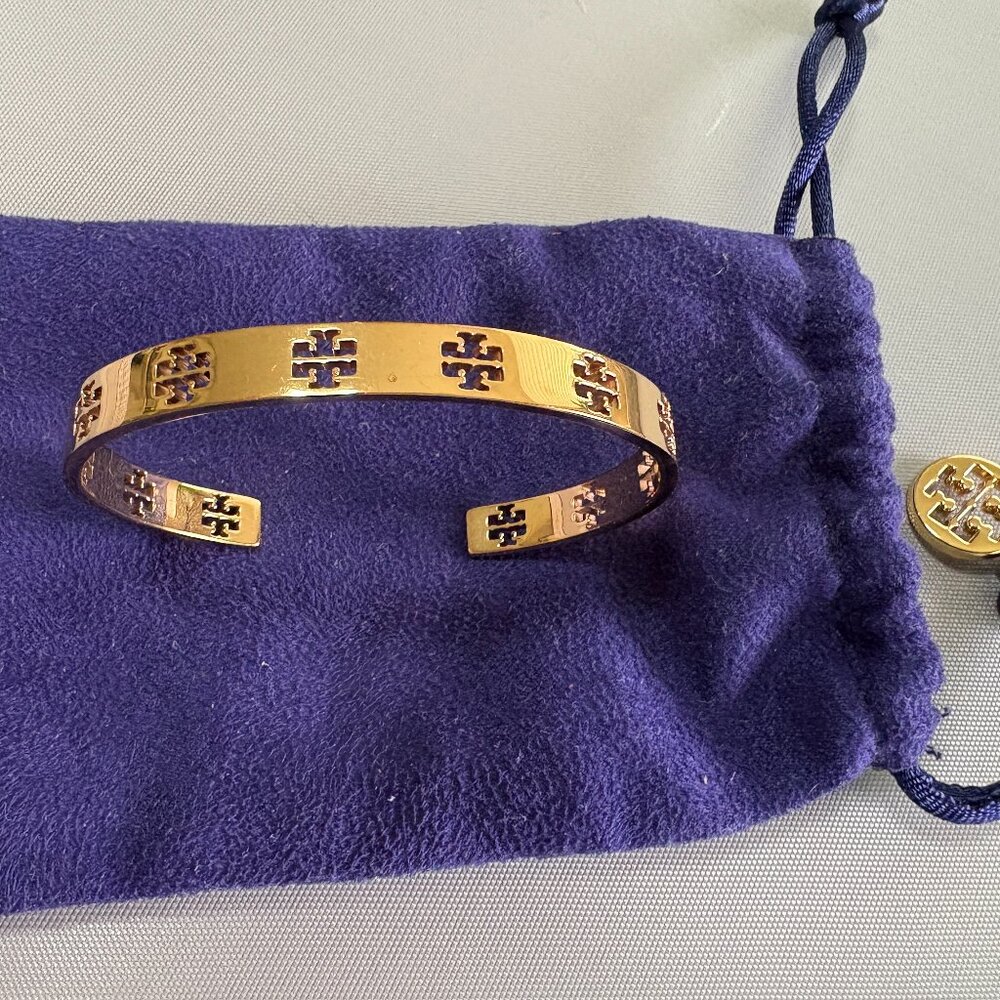 Tory Burch T- Pierced Logo Cuff in Metallic ROSE GOLD - Picture 2 of 5